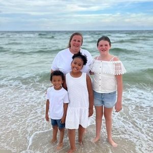 Meet your Posher, Sierra